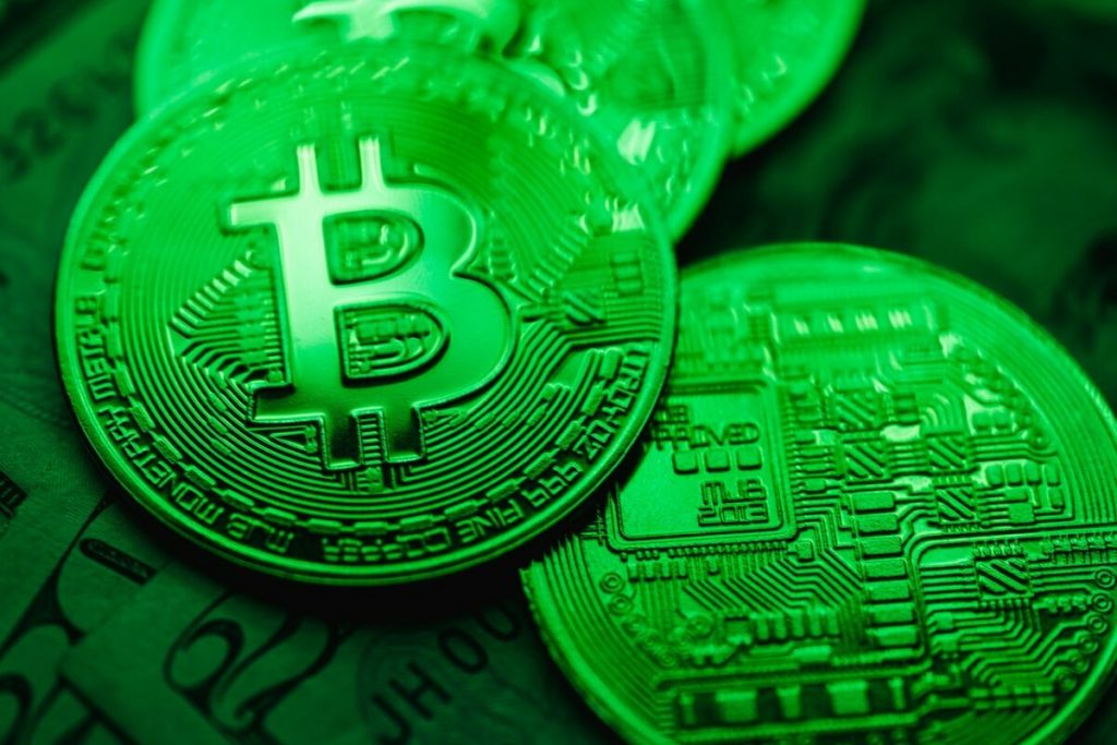 Bitcoin, Solana and Terra Price Analysis: 30 August