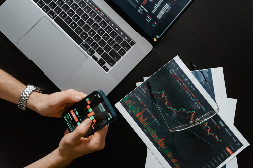 XRP, Solana and OMG Price Analysis: 03 October
