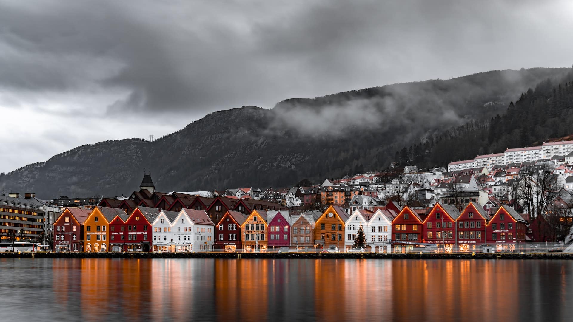 Norway embraces the metaverse with tax office in Decentraland