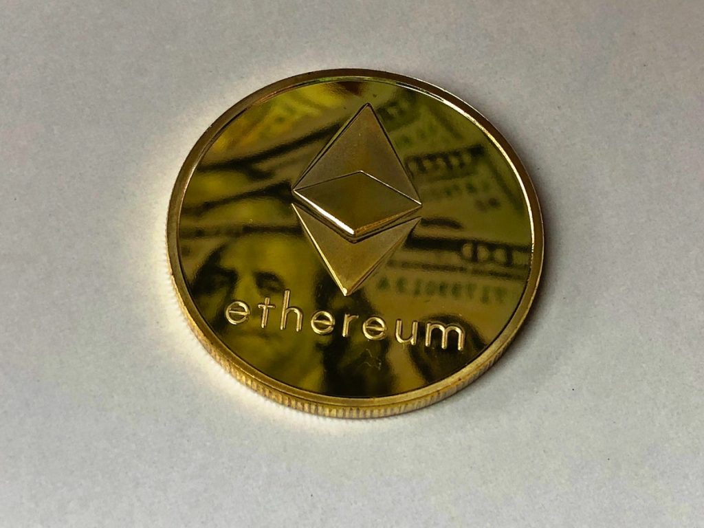 Can Ethereum [ETH] maintain its stability despite the hawkish circumstances?