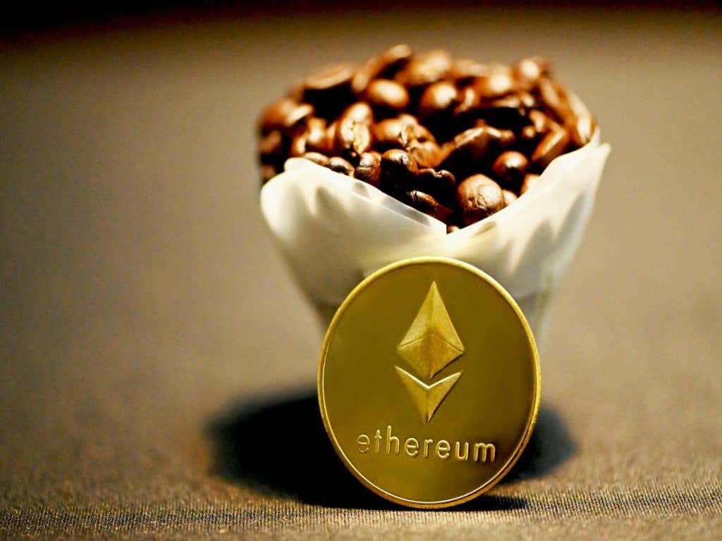Ethereum’s [ETH] price might touch $450 before any significant rally, but...