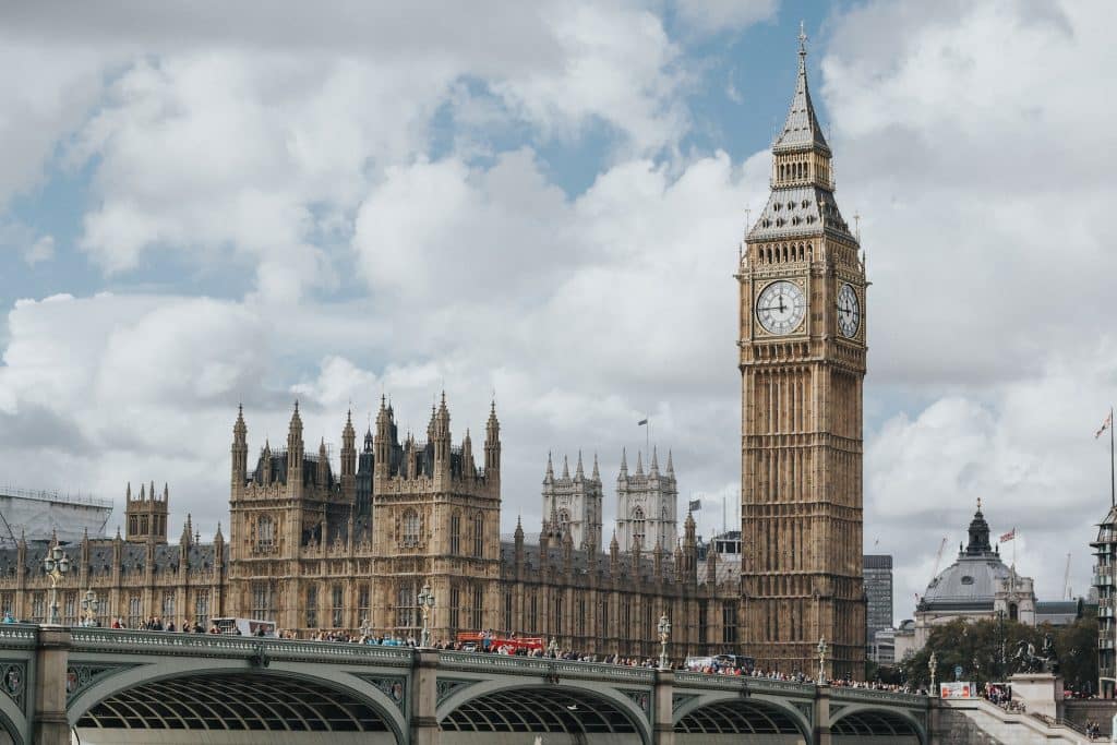 United Kingdom implements crypto tax exemption for foreign investors