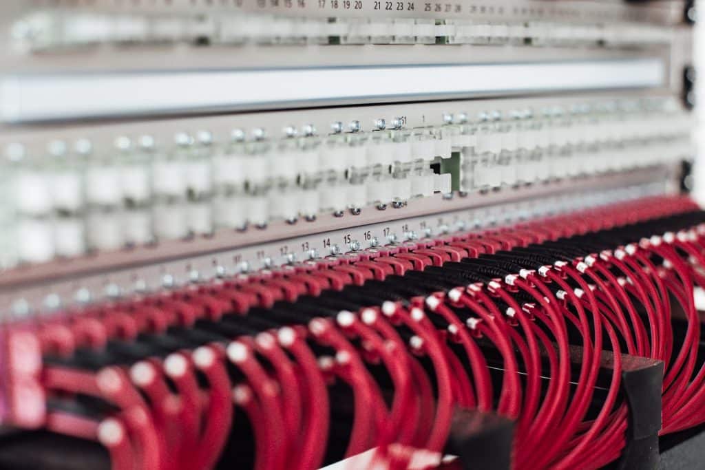 Investors bearish on Solana [SOL] as continued outages stem momentum