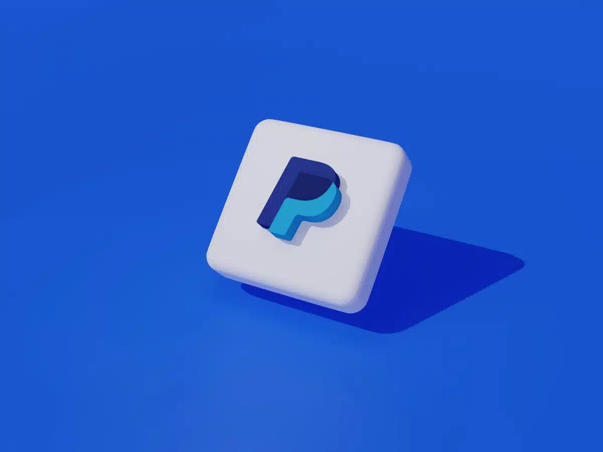PayPal pauses Stablecoin development amid regulatory crackdown