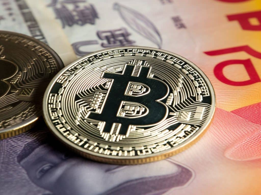 Bitcoin holds firm at $30,000: Evidence of BTC re-accumulation?
