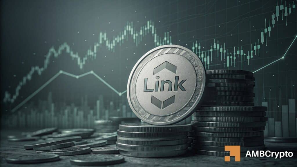 Chainlink's price struggles - But whales are positioning, not panicking