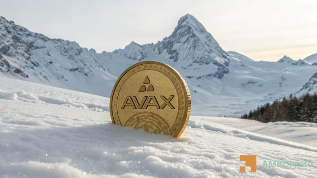 AVAX whales withdraw $35 mln from exchanges: Can price reclaim $10.45?