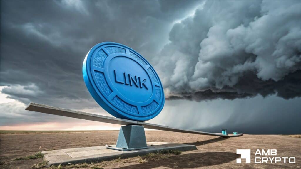 Chainlink's support holds despite sell-off concerns – Is LINK's breakout still possible?