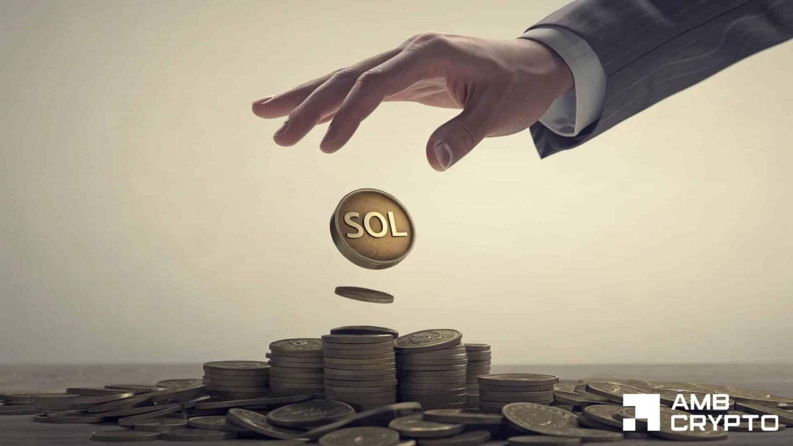 Solana has been bearish for 10 months in a row: Can SOL still make a comeback?