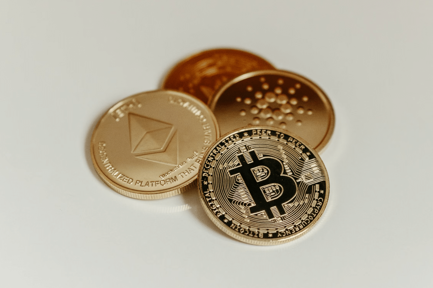 Why Stablecoins Outperform Bitcoin for Online Casino Payments